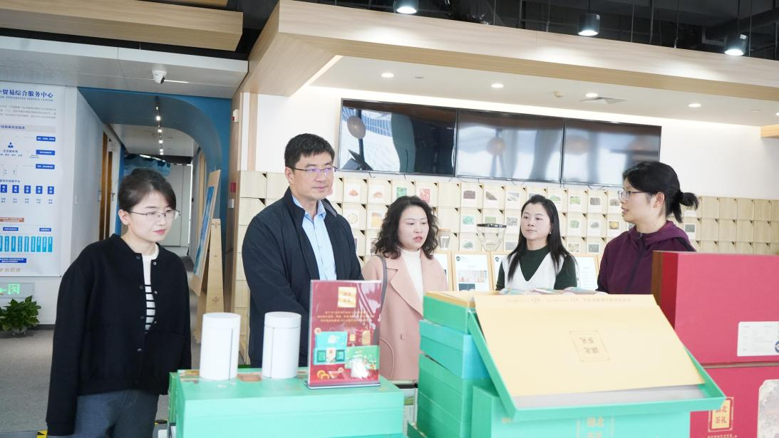 校企攜手促融合 協(xié)同育人啟新篇——孵化基地管理實(shí)踐與探索